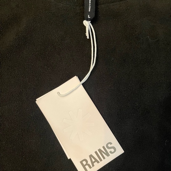 NWT Rains Women’s Cropped Sweatshirt Size L - Picture 6 of 6